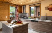 Kitchen in chalet Snow Pearl